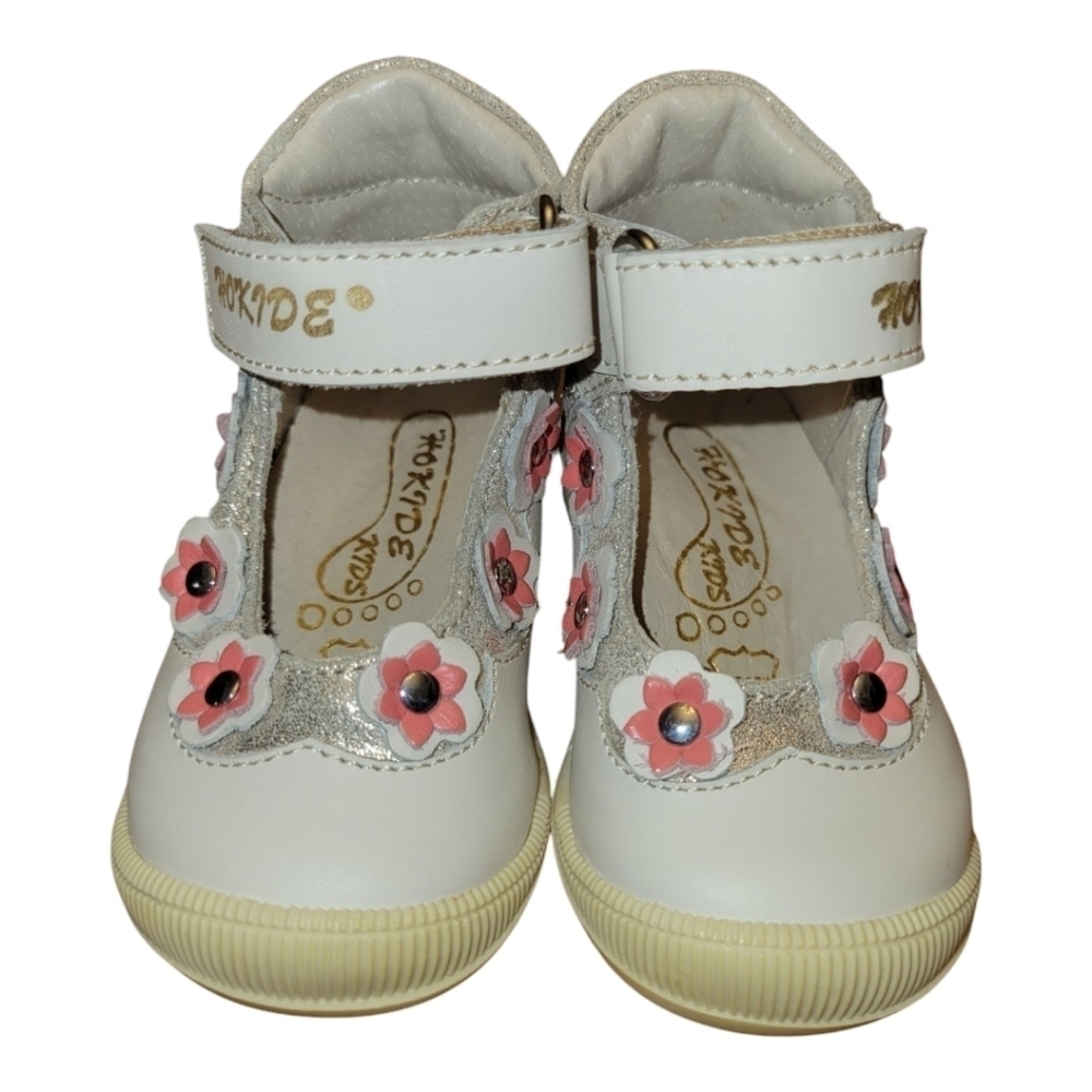 3-6 months Girl  leather shoes Cream Floral NWOT